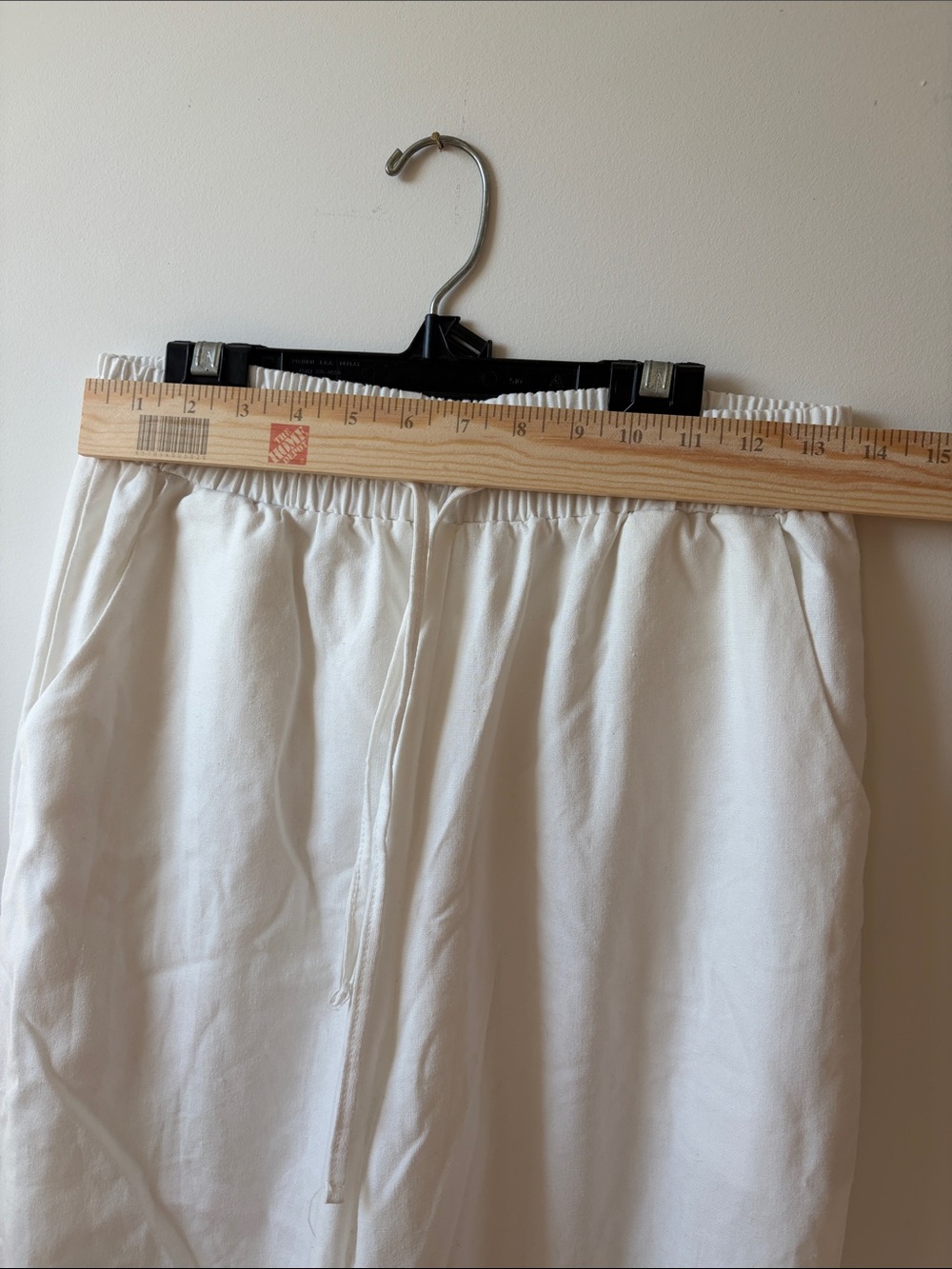 White Lace-Up Drawstring Capris - Picture 9 of 11